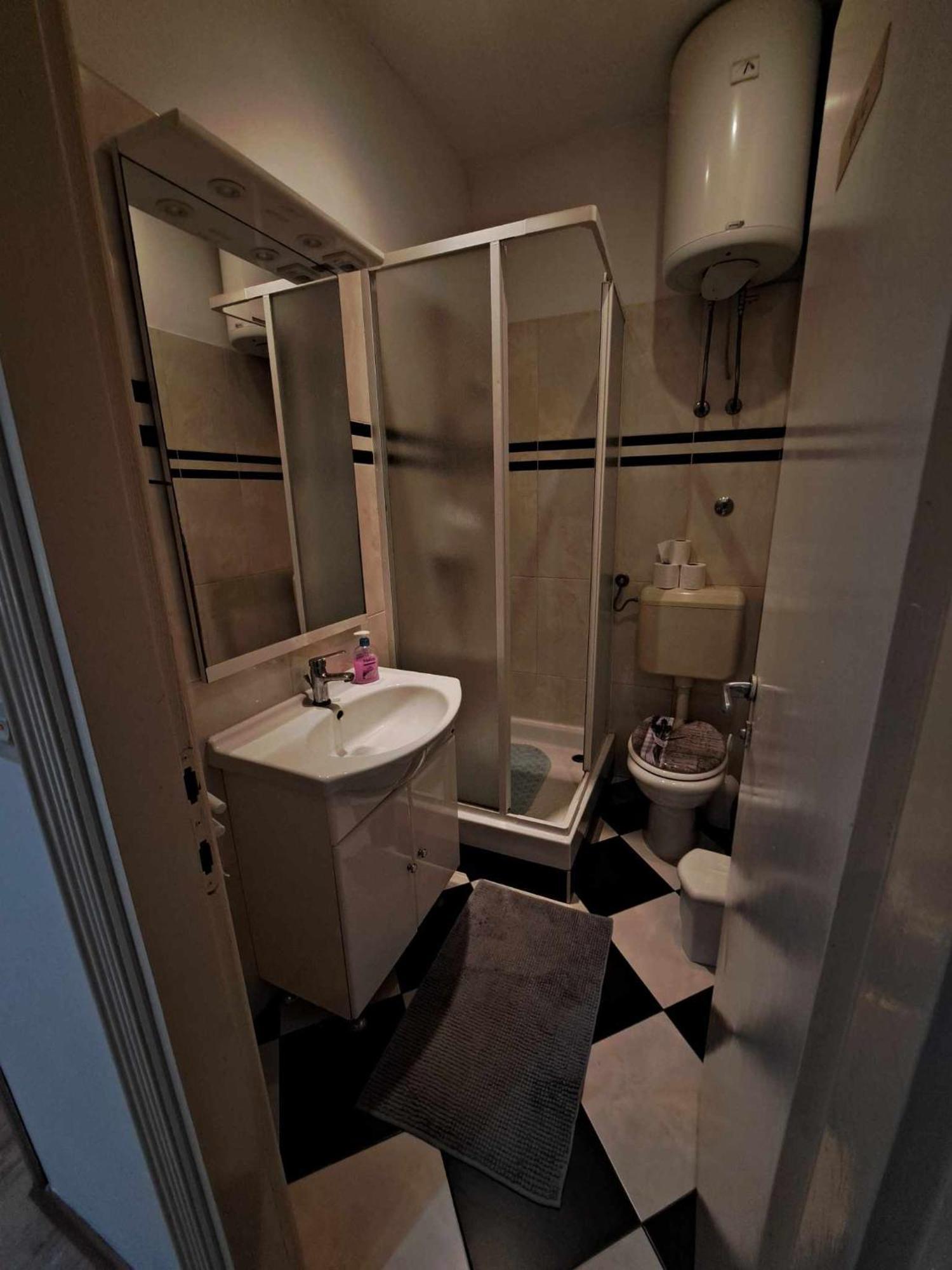 Dado Apartment